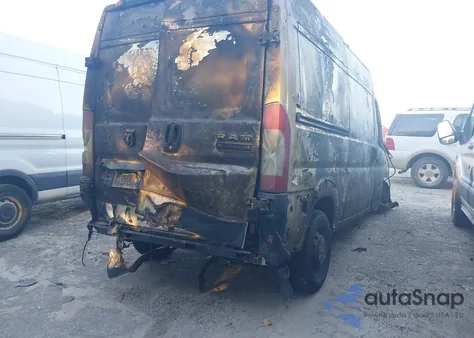 2018 Ram Promaster 2500 High Roof 136 Wb из США, поврежденный, VIN 3C6TRVCG8JE138944